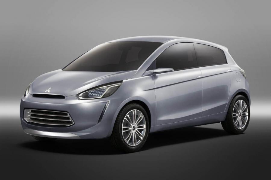 Mitsubishi E-Compact 2011 года  (фото 11 из 23)